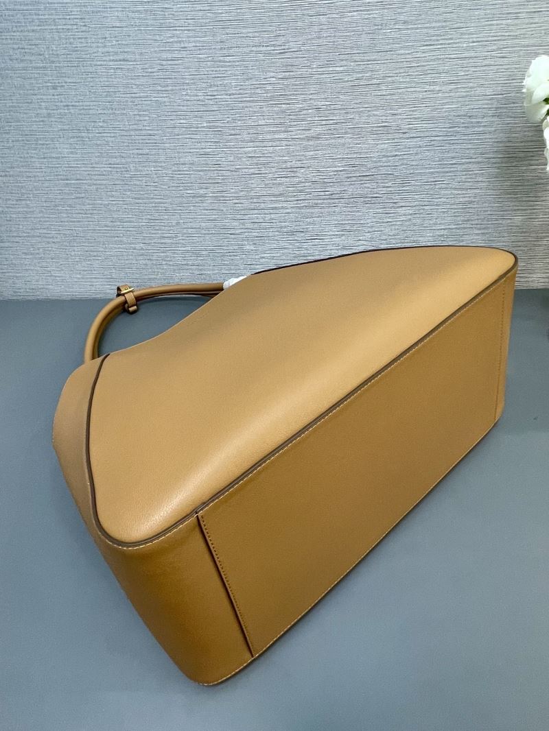 Pra*a top handle bags
